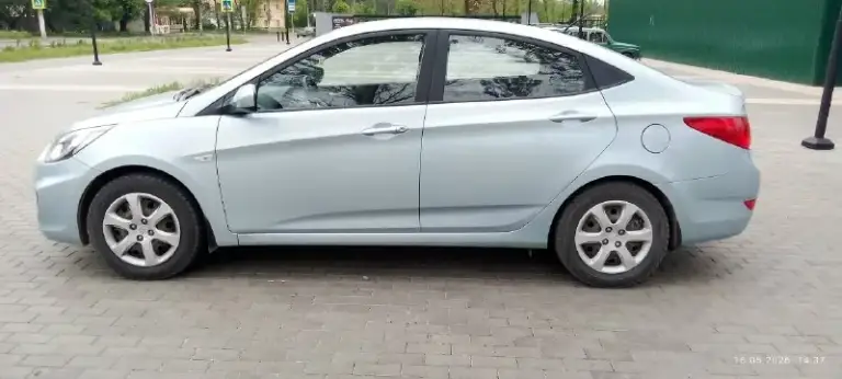 Автомобиль: hyundai accent год выпуска: 2012 пробег: 34000 км. Объём: 1.4 мт бензин цена: 925 тыс. ₽ телефон: +79493819404 двигатель цепной, экономичный. Кпп механика, подвеска работает на 5+ комплектация: - гур - абс - эсп передние - кондиционер - регулировка фар - бортовой компьютер - подогрев заднего стекла автомобиль в донецке.
📞 Звоните: +7(949)3819404 - фотография - 2