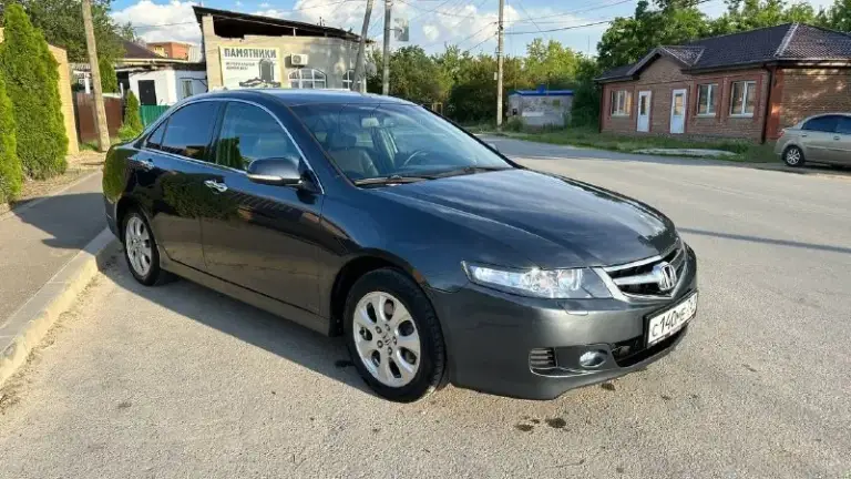 Хонда акорд 7, рестайлинг,
Объем 2.0л (155л. С)
Акпп,
Пробег 197т, км
Год 2007,
Салон как новый кожа с алькантарой, мульти руль, круиз контроль, 2х зонный климат, музыка установлен усилитель саб блютуз адаптер, 2 ключа сигнализация с обратной связью, полный пакет документов в полном порядке, авто вложений не требует двигатель коробка без нареканий, ближний ксенон и туманки лед освещение супер,
Есть видео обзор авто.
Цена 970т, руб
Донецк- мариуполь.
Связь плохая 3 номера
Тел: +7 (949) 580-62-90
Тел: +7 (961) 313-02-22
Тел:+7 (961) 291-55-09 - фотография - 2