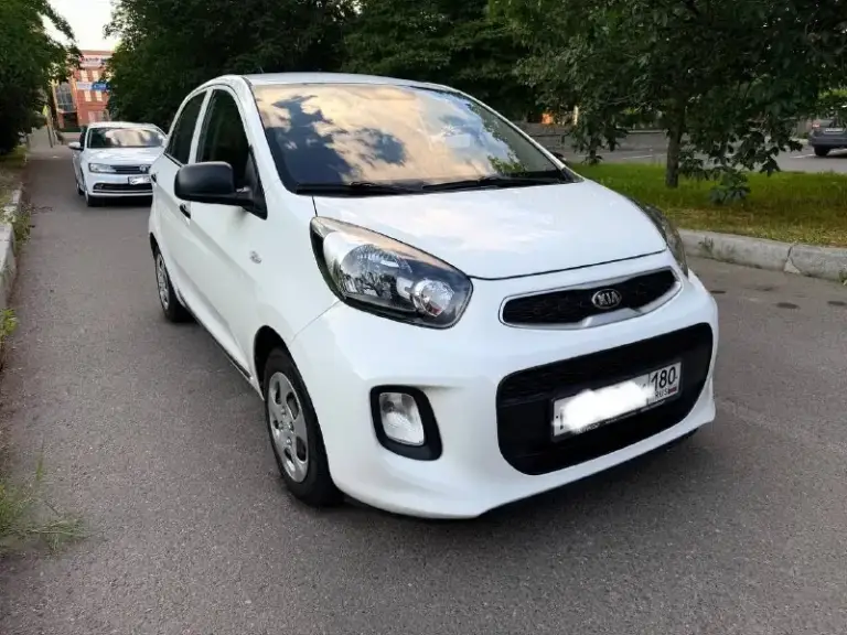 Kia picanto
Год: 2015 (пригнана в 2020 г. )
Тип кпп: 1.0 мкпп
Пробег: 106000 км
Дополнительная информация: продам kia picanto. Пригнана в 2020 г. Из германии. Я собственник. Автомобиль в отличном техническом состоянии, масло не расходует, расход топлива небольшой, полностью обслужена. Пробег родной. Обработана. Новая зимняя резина. Кондиционер работает, сигнализация, цз, бк, магнитола с bluetooth. Цена 750тыс. Руб.
Торг у капота. Все вопросы по +79497044382
📞 Звоните: +7(949)7044382 - фотография - 2