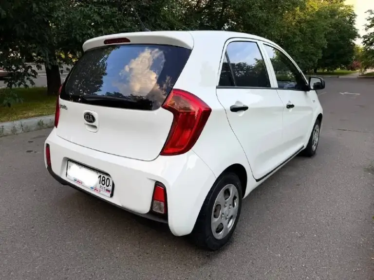 Kia picanto
Год: 2015 (пригнана в 2020 г. )
Тип кпп: 1.0 мкпп
Пробег: 106000 км
Дополнительная информация: продам kia picanto. Пригнана в 2020 г. Из германии. Я собственник. Автомобиль в отличном техническом состоянии, масло не расходует, расход топлива небольшой, полностью обслужена. Пробег родной. Обработана. Новая зимняя резина. Кондиционер работает, сигнализация, цз, бк, магнитола с bluetooth. Цена 750тыс. Руб.
Торг у капота. Все вопросы по +79497044382
📞 Звоните: +7(949)7044382 - фотография - 5