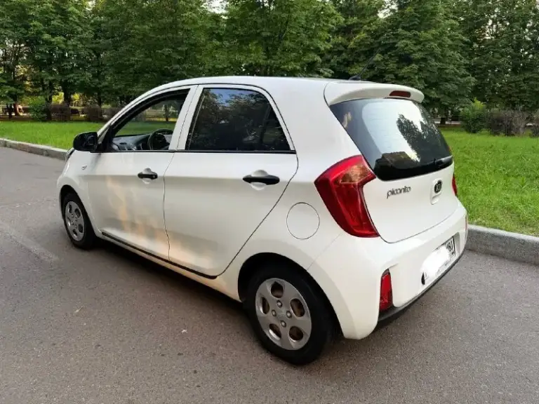 Kia picanto
Год: 2015 (пригнана в 2020 г. )
Тип кпп: 1.0 мкпп
Пробег: 106000 км
Дополнительная информация: продам kia picanto. Пригнана в 2020 г. Из германии. Я собственник. Автомобиль в отличном техническом состоянии, масло не расходует, расход топлива небольшой, полностью обслужена. Пробег родной. Обработана. Новая зимняя резина. Кондиционер работает, сигнализация, цз, бк, магнитола с bluetooth. Цена 750тыс. Руб.
Торг у капота. Все вопросы по +79497044382
📞 Звоните: +7(949)7044382 - фотография - 6