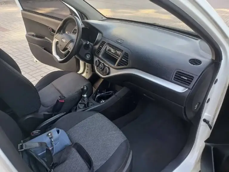 Kia picanto
Год: 2015 (пригнана в 2020 г. )
Тип кпп: 1.0 мкпп
Пробег: 106000 км
Дополнительная информация: продам kia picanto. Пригнана в 2020 г. Из германии. Я собственник. Автомобиль в отличном техническом состоянии, масло не расходует, расход топлива небольшой, полностью обслужена. Пробег родной. Обработана. Новая зимняя резина. Кондиционер работает, сигнализация, цз, бк, магнитола с bluetooth. Цена 750тыс. Руб.
Торг у капота. Все вопросы по +79497044382
📞 Звоните: +7(949)7044382 - фотография - 8