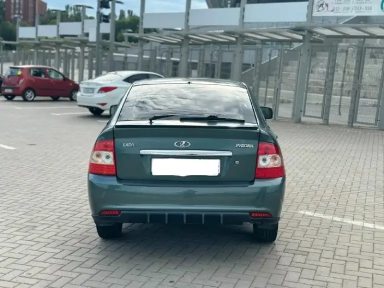 Продам ваз priora 2008 года ✅ я хозяин автомобиля ✅авто в очень хорошем состоянии, ✅дно, пороги, стаканы, лонжероны, все целое, внешне выглядит так как на фото, ✅по технике все чётко, двигатель работает отлично, не дымит не троит, масло не ест, едет бодро. ✅по электрике все работает, эур, 2 эсп, сигнализация, центральный замок, хорошая музыка, салон приятный ухоженный! ✅по документам все чисто, штрафов запретов нет, на учет встанет без проблем! ✅комплект зимней резины! ✅цена 370 тыс. ✅вопросы по телефону +79494034199 осмотр донецк/макеевка
📞 Звоните: +7(949)4034199 - фотография - 3