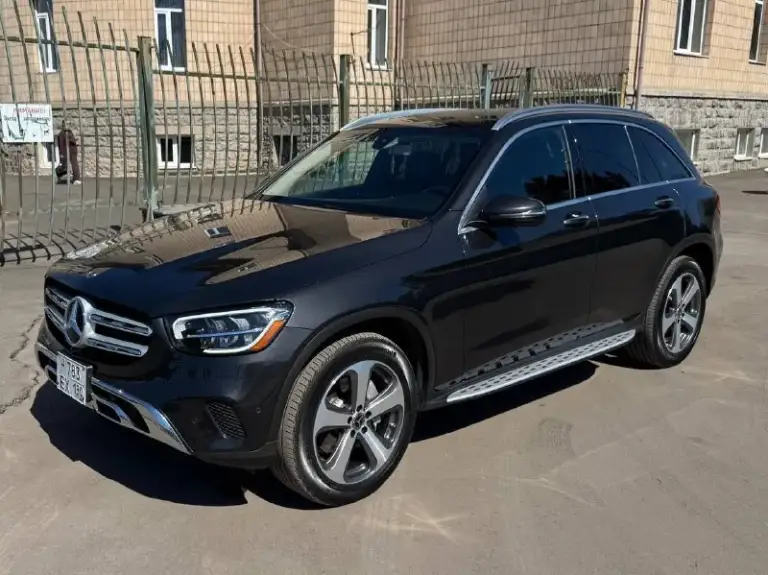 Продам mercedes glc 300 4matic (x253) 2020 года
Пробег 75 000 км.
Автомобиль без дтп, без окрасов. Ничего не крутилось и не менялось.
Полный привод, русский язык, хорошая комплектация (камеры 360, burmester, адаптивный круиз-контроль и т. Д. )
Выполнено то на пробеге 75т. Км замена свечей зажигания, масло в двигателе раздатке и коробке передач, все фильтра. Машина не требует вложений.
Вин код по запросу.
Цена 4,5🍋
Все вопросы по телефону:
+79493246399
(Если не на связи, звоните в телеграмм)

📞 Звоните: +7(949)3246399 - фотография - 1