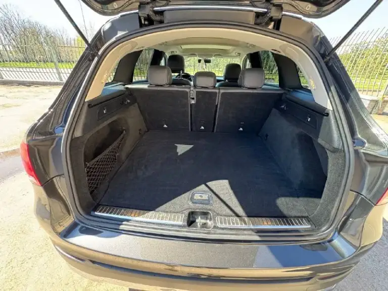 Продам mercedes glc 300 4matic (x253) 2020 года
Пробег 75 000 км.
Автомобиль без дтп, без окрасов. Ничего не крутилось и не менялось.
Полный привод, русский язык, хорошая комплектация (камеры 360, burmester, адаптивный круиз-контроль и т. Д. )
Выполнено то на пробеге 75т. Км замена свечей зажигания, масло в двигателе раздатке и коробке передач, все фильтра. Машина не требует вложений.
Вин код по запросу.
Цена 4,5🍋
Все вопросы по телефону:
+79493246399
(Если не на связи, звоните в телеграмм)

📞 Звоните: +7(949)3246399 - фотография - 5