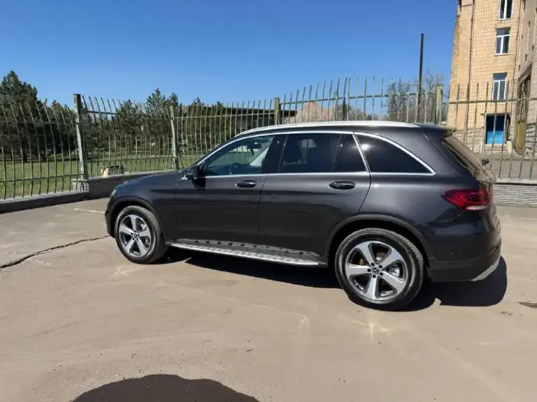 Продам mercedes glc 300 4matic (x253) 2020 года
Пробег 75 000 км.
Автомобиль без дтп, без окрасов. Ничего не крутилось и не менялось.
Полный привод, русский язык, хорошая комплектация (камеры 360, burmester, адаптивный круиз-контроль и т. Д. )
Выполнено то на пробеге 75т. Км замена свечей зажигания, масло в двигателе раздатке и коробке передач, все фильтра. Машина не требует вложений.
Вин код по запросу.
Цена 4,5🍋
Все вопросы по телефону:
+79493246399
(Если не на связи, звоните в телеграмм)

📞 Звоните: +7(949)3246399 - фотография - 6