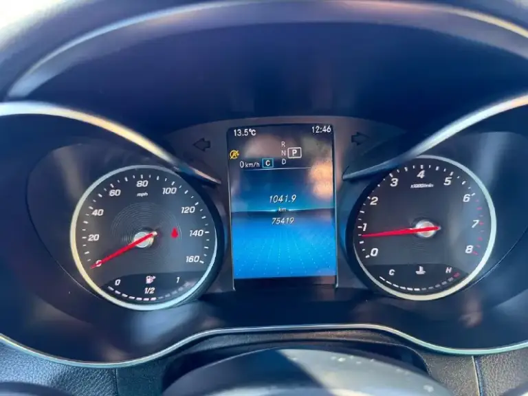 Продам mercedes glc 300 4matic (x253) 2020 года
Пробег 75 000 км.
Автомобиль без дтп, без окрасов. Ничего не крутилось и не менялось.
Полный привод, русский язык, хорошая комплектация (камеры 360, burmester, адаптивный круиз-контроль и т. Д. )
Выполнено то на пробеге 75т. Км замена свечей зажигания, масло в двигателе раздатке и коробке передач, все фильтра. Машина не требует вложений.
Вин код по запросу.
Цена 4,5🍋
Все вопросы по телефону:
+79493246399
(Если не на связи, звоните в телеграмм)

📞 Звоните: +7(949)3246399 - фотография - 7