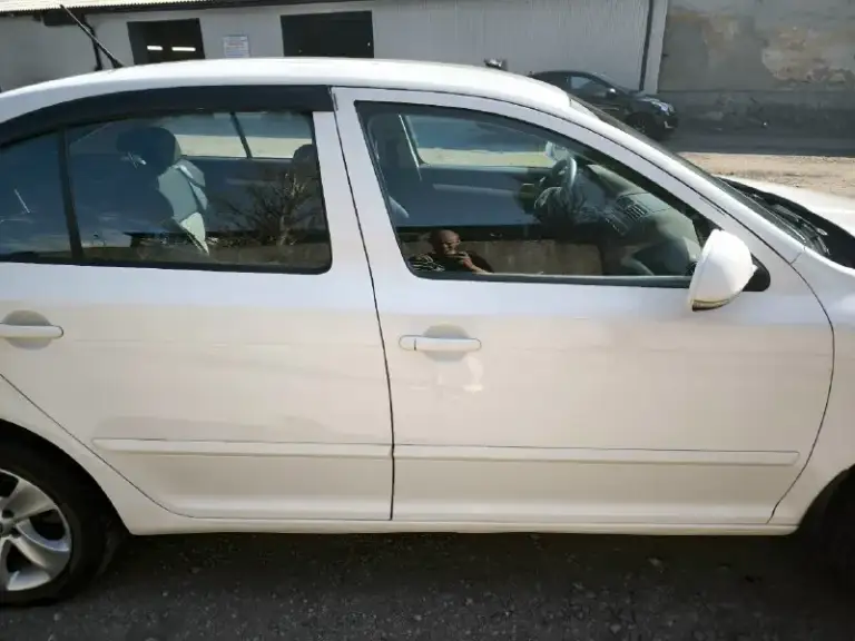 Продается skoda а5 2012 года пробег 178 тыс. Двигатель 1.4 tsi. Осмотр донецк - макеевка состояние сел поехал. Телефон для связи +7949-340-23-27 850 тыс + торг никто не отменял.
📞 Звоните: +7(949)3402327 - фотография - 3