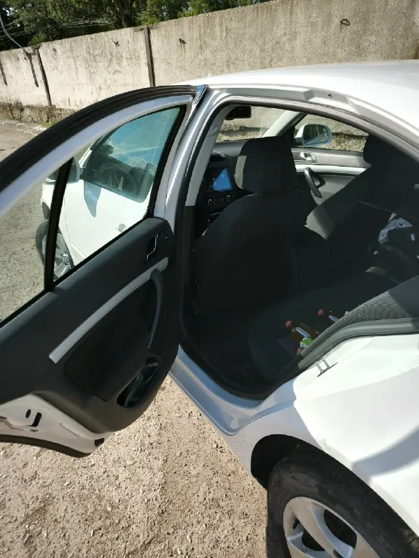 Продается skoda а5 2012 года пробег 178 тыс. Двигатель 1.4 tsi. Осмотр донецк - макеевка состояние сел поехал. Телефон для связи +7949-340-23-27 850 тыс + торг никто не отменял.
📞 Звоните: +7(949)3402327 - фотография - 7
