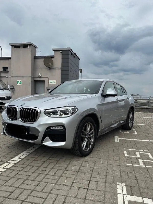 Продам bmw x4 g02 30i год выпуска: конец 2018 года двигатель: 2.0 бензин (252 л. С) пробег 106 000 км чистый европеец автомобиль в хорошем состоянии полностью обслужен масло в двигателе каждые 6-7 тыс ( только оригинал) заменено масло в коробке, фильтр, раздатке и редукторах на 85 тыс промыты радиаторы охлаждения заменен антифриз заменены свечи зажигания заменены пыльники передних амортизаторов тормозные колодки в круг два комплекта резины: зима на оригинальных дисках r19, лето r20 два комплекта ковриков коврик в багажник хорошая комплектация: бесключевой доступ, камера 360, carplay, дистроник, панорама, адаптивный круиз контроль, удержание в полосе, 3-х зонный климат двойной заводской окрас из подкрасов ( крашен низ багажника, задний бампер) без дтп есть небольшие сколы, не критичные на них уступлю вложений никаких не требует сел и поехал новый владелец останется доволен проверка на любом сто за ваш счет территориально нахожусь макеевка червоногвардейский р-н цена 4.5м
📞 Звоните: +7(949)8556036 - фотография - 1