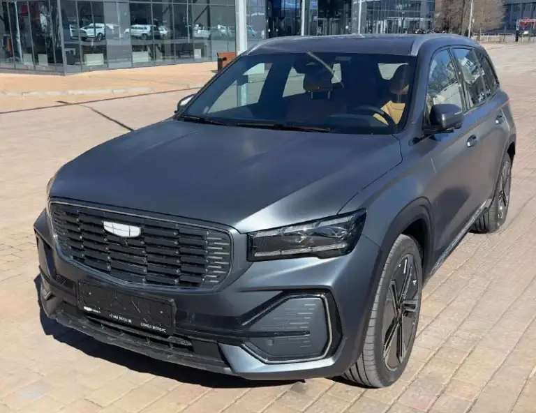 Geely monjaro phev — подзаряжаемый гибрид (электромобиль и бензиновый автомобиль в одном)
💰 Цена: 3 700 000 ₽
Пробег: 60 000 км
В нынешних реалиях это не просто автомобиль, а решение проблемы с топливом.
⚡ До 200 км на одном заряде без использования бензина.
⛽ В гибридном режиме средний расход топлива составляет всего около 3,5 л на 100 км.
🚗 На полном баке и полной зарядке запас хода достигает 1200 км.
Пока другие ищут бензин и стоят в очередях на заправках, вы можете ежедневно передвигаться на электричестве, заряжая автомобиль дома, или на зарядных станциях) а при необходимости спокойно отправиться в дальнюю поездку без привязки к зарядным станциям.
Автомобиль в состоянии нового:
✔ Родной окрас по всему кузову
✔ Без дтп
✔ Без подкрасов
✔ Бережная эксплуатация
✔ Полностью обслужен
✔ Не требует вложений
Оснащение:
✅ Автопилот и удержание в полосе
✅ Адаптивный круиз-контроль
✅ Камеры 360°
✅ Панорамная крыша
✅ Электроприводы сидений
✅ Премиальная мультимедиа
✅ Премиальная
📞 Звоните: +7(949)3528182 - фотография - 2