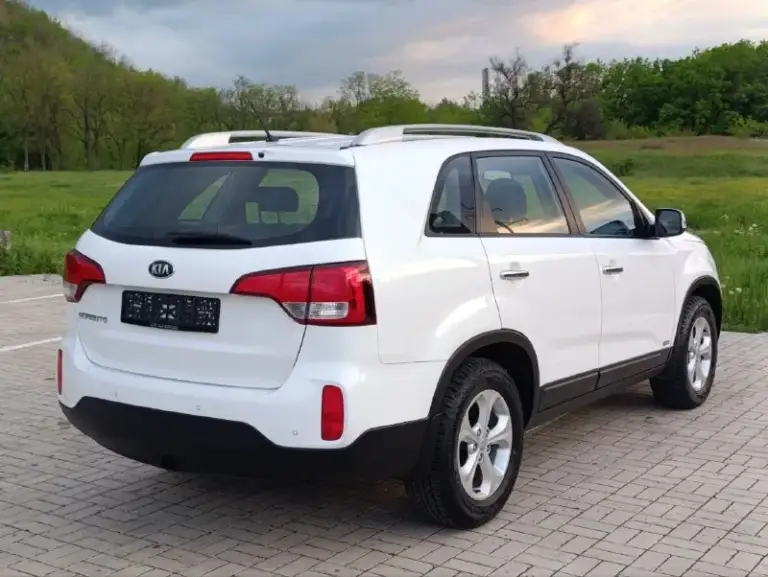 🔥Kia sorento рестайлинг 🔥
✅Год выпуска 2014
✅Мотор 2.4
✅Двигатель бензиновый
✅Коробка механика (6ст)
✅Привод полный
✅Пробег 176 тыс. Км
✅Без дтп
✅Без вторичного окраса
🔥 Комплектация 🔥
✅Обогрев заднего стекла
✅Корректор фар
✅Режим eco
✅Разъемы под aux usb
✅Разъем 12v
✅Литые диски r17
✅Эл. Зеркала с подогревом
✅Дневные ходовые огни

☑️ Мотор работает идеально без посторонних звуков!!!

🔥В подарок новому владельцу
Тех осмотр и полный бак топлива🔥

✅Донецк.
Стоимость 1.525.000₽
Тел. +7949-50-800-60 - фотография - 3