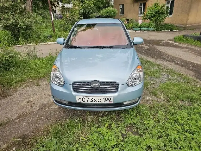 Продам хундай акцент 2008г, мотор 1.6. По машине делать ничего не нужно сел и катайся, комплектация с климатом и подогревом сидений и лобового, всё работает. Свет хороший. Посмотреть можно в донецке, цена 550т. ₽ без торга. Тел +7_949_582_61_63 - фотография - 1