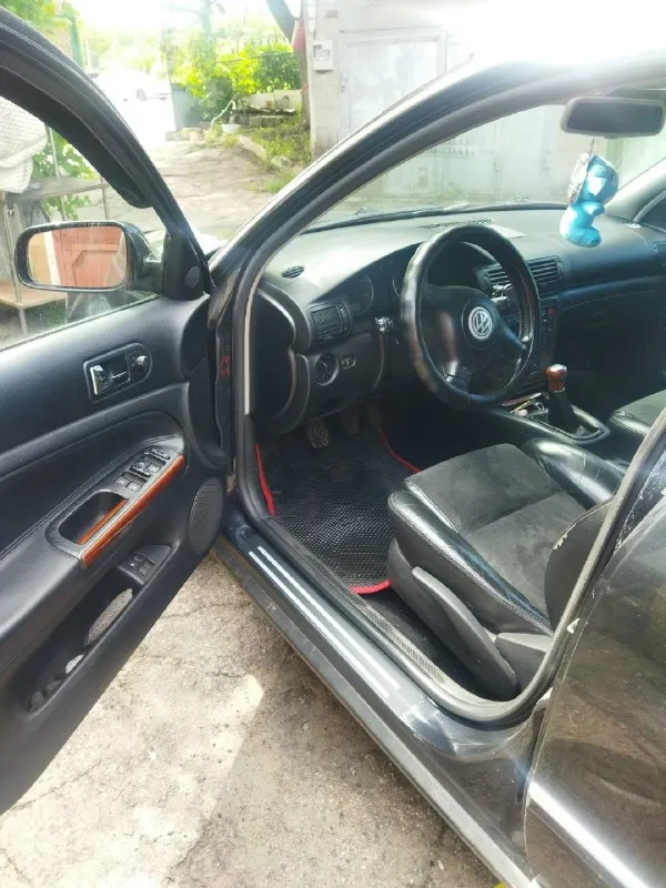 Продам volkswagen б5+ универсал 2005г, мотор 2.5 tdi, полностью обслужен, новые гбц, клапана, распредвалы, топливная обслужена, новые стартер, генератор, ремни и ролики новая ходовая. Машина без вложений вообще, дорогая тонировка, салон кожа алькантара, климат, круиз, датчик дождя, подогрев лобового и зеркал, люк работает во всех положениях, резина диски новые. Расхол город 8л трасса 5л, по машине очень много сделано и вложенно все расскажу при встрече или по телефону, цена 900000т с небольшим торгом, вложенно около 500т в ремонт, продажа не спешная т+79494133020 донецк, могу скинуть видео обзор
📞 Звоните: +7(949)4133020 - фотография - 2