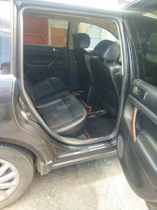 Продам volkswagen б5+ универсал 2005г, мотор 2.5 tdi, полностью обслужен, новые гбц, клапана, распредвалы, топливная обслужена, новые стартер, генератор, ремни и ролики новая ходовая. Машина без вложений вообще, дорогая тонировка, салон кожа алькантара, климат, круиз, датчик дождя, подогрев лобового и зеркал, люк работает во всех положениях, резина диски новые. Расхол город 8л трасса 5л, по машине очень много сделано и вложенно все расскажу при встрече или по телефону, цена 900000т с небольшим торгом, вложенно около 500т в ремонт, продажа не спешная т+79494133020 донецк, могу скинуть видео обзор
📞 Звоните: +7(949)4133020 - фотография - 7
