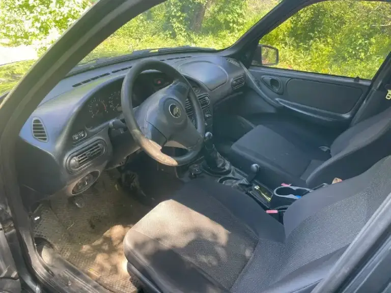 Доброго времени суток! Продам нива chevrolet 2013 года. 1.7. Гур, кондиционер. Владею автомобилем 3 года. За это время на машину денег не жалел. Двигатель в норме, 15т. Км назад сделана копиталка головки. Коробка на 5. Раздатка на 5. Кондей холодит, но плохо. Ходовка в норме, мосты тоже! Зашумлена на 80%. Дно, пороги, несущие элементы не гнилые. Неплохая музыка. Все светиться, моргает. Из минусов, потекла рулевая колонка. Продажа с переоформлением! Осмотр донецк, лидиевка. Цена 630т. Р. Торг у капота. +79494314473
📞 Звоните: +7(949)4314473 - фотография - 4