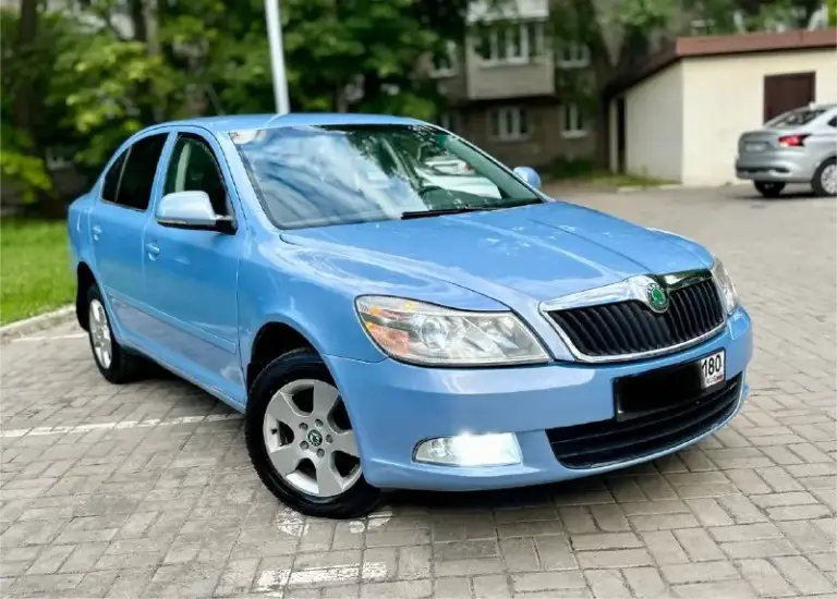 🔥🔥🔥610.000Руб. 🔥🔥🔥
Срочно срочно срочно🆘🧨🆘
Skoda octavia a5 рейсталинг.2011год.1.6mpi автомат.
Пробег 210
Авто в отличном состоянии вложений не требует не каких. Кузов как на фото без гнили и ржавчины. Свеже покрашен чисто косметика. Мотор 1.6 mpi самый обычный работает отлично не дымит не троит тянет супер. Коробка обычный автомат айсин 6ст. Тоже работает без проблем. Ходовая в полном порядке. Салон чистый и ухоженный. Богатая комплектация:есть все необходимое для комфортной езды. Климат-контроль работает в обе стороны и холодит отлично и греет. Документы в полном порядке на 180 учете. Тех. Осмотр есть. Переоформить можно хоть сразу. Любое переоформление. Осмотр донецк.
+79499826417
+79497946634 Телеграмм
📞 🇷🇺 Звоните: +79499826417 - фотография - 3