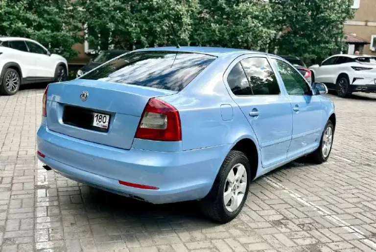 🔥🔥🔥610.000Руб. 🔥🔥🔥
Срочно срочно срочно🆘🧨🆘
Skoda octavia a5 рейсталинг.2011год.1.6mpi автомат.
Пробег 210
Авто в отличном состоянии вложений не требует не каких. Кузов как на фото без гнили и ржавчины. Свеже покрашен чисто косметика. Мотор 1.6 mpi самый обычный работает отлично не дымит не троит тянет супер. Коробка обычный автомат айсин 6ст. Тоже работает без проблем. Ходовая в полном порядке. Салон чистый и ухоженный. Богатая комплектация:есть все необходимое для комфортной езды. Климат-контроль работает в обе стороны и холодит отлично и греет. Документы в полном порядке на 180 учете. Тех. Осмотр есть. Переоформить можно хоть сразу. Любое переоформление. Осмотр донецк.
+79499826417
+79497946634 Телеграмм
📞 🇷🇺 Звоните: +79499826417 - фотография - 5