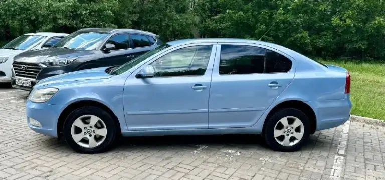 🔥🔥🔥610.000Руб. 🔥🔥🔥
Срочно срочно срочно🆘🧨🆘
Skoda octavia a5 рейсталинг.2011год.1.6mpi автомат.
Пробег 210
Авто в отличном состоянии вложений не требует не каких. Кузов как на фото без гнили и ржавчины. Свеже покрашен чисто косметика. Мотор 1.6 mpi самый обычный работает отлично не дымит не троит тянет супер. Коробка обычный автомат айсин 6ст. Тоже работает без проблем. Ходовая в полном порядке. Салон чистый и ухоженный. Богатая комплектация:есть все необходимое для комфортной езды. Климат-контроль работает в обе стороны и холодит отлично и греет. Документы в полном порядке на 180 учете. Тех. Осмотр есть. Переоформить можно хоть сразу. Любое переоформление. Осмотр донецк.
+79499826417
+79497946634 Телеграмм
📞 🇷🇺 Звоните: +79499826417 - фотография - 6