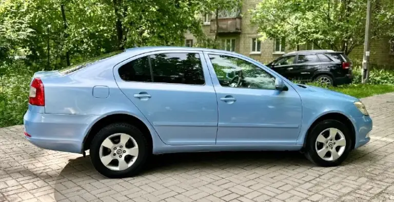 🔥🔥🔥610.000Руб. 🔥🔥🔥
Срочно срочно срочно🆘🧨🆘
Skoda octavia a5 рейсталинг.2011год.1.6mpi автомат.
Пробег 210
Авто в отличном состоянии вложений не требует не каких. Кузов как на фото без гнили и ржавчины. Свеже покрашен чисто косметика. Мотор 1.6 mpi самый обычный работает отлично не дымит не троит тянет супер. Коробка обычный автомат айсин 6ст. Тоже работает без проблем. Ходовая в полном порядке. Салон чистый и ухоженный. Богатая комплектация:есть все необходимое для комфортной езды. Климат-контроль работает в обе стороны и холодит отлично и греет. Документы в полном порядке на 180 учете. Тех. Осмотр есть. Переоформить можно хоть сразу. Любое переоформление. Осмотр донецк.
+79499826417
+79497946634 Телеграмм
📞 🇷🇺 Звоните: +79499826417 - фотография - 7