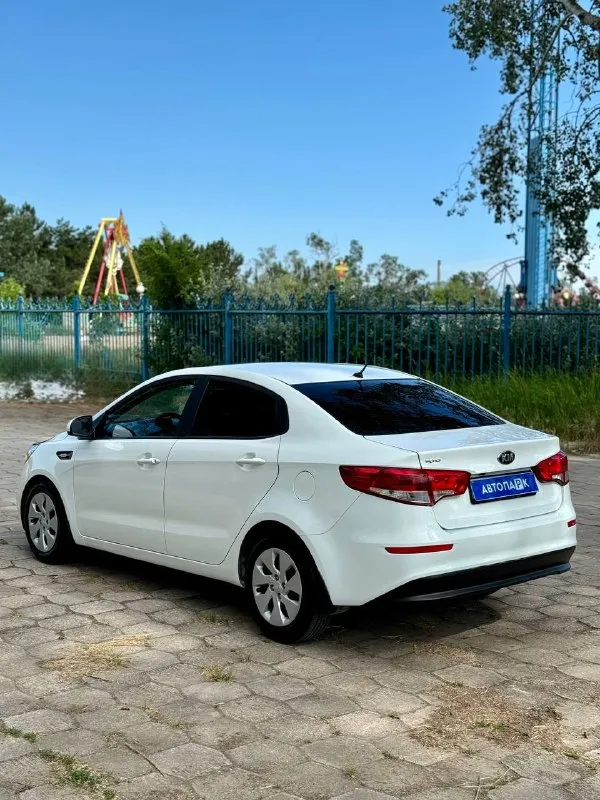 🇰🇷 Kia rio iii restailing

💰Цена: 900 000р
🏢Город: мариуполь
📅Год выпуска: 2015
🧾Пробег: 148 885км.
⚙️Двигатель: 1.6
⛽Топливо: бензин
⚙️Кпп: автомат 6-ст

📞 Телефон:

+7-949-727-41-51
+7-989-263-55-56
+7-949-551-91-52

💾 Описание:

Rio. .. Ng')">✅ отличное внешнее и техническое состояние
✅ Классический, шестиступенчатый автомат
✅ Южная эксплуатация
✅ Отличная комплектация:

❄️ Кондиционер работает отлично, abs, airbag, полный электопакет, гидроусилитель руля, центральный замок, android магнитола с камерой заднего вида, подогрев сидений, подогрев руля, птф, отличная резина.

➕Автомобиль с пройденным техническим осмотром и готов к переоформлению.

Улица шевченко 2️⃣6️⃣9️⃣

🏦 Возможна продажа в кредит по двум документам. - фотография - 6