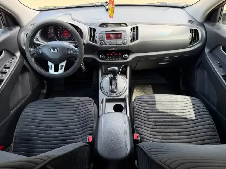 Продам kia sportage
2.0 Бензин
Год выпуска 2013
Состояние идеальное.
Без вмятин царапин
И рыжиков
Сервисные книги.
В родном окрасе
Вложений не требует!
Любое оформление!
Салон не затертый не порваный
Авто полностью обслужена до мелочей
Работает ровно.
Коробка переключает идеально
Климат контроль работает
Все жидкости заменены!
Стекла все родные
Каждая кнопка работает)
Цена 1.290₽
+7-949-794-46-27
Остольные вопросы по телефону
Звоните в любое время.
📲 Tg: евгений
📞 Звоните: +7(949)7944627 - фотография - 10