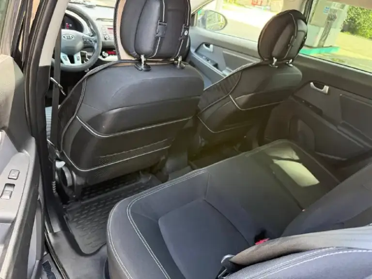 Продам kia sportage
2.0 Бензин
Год выпуска 2013
Состояние идеальное.
Без вмятин царапин
И рыжиков
Сервисные книги.
В родном окрасе
Вложений не требует!
Любое оформление!
Салон не затертый не порваный
Авто полностью обслужена до мелочей
Работает ровно.
Коробка переключает идеально
Климат контроль работает
Все жидкости заменены!
Стекла все родные
Каждая кнопка работает)
Цена 1.290₽
+7-949-794-46-27
Остольные вопросы по телефону
Звоните в любое время.
📲 Tg: евгений
📞 Звоните: +7(949)7944627 - фотография - 8
