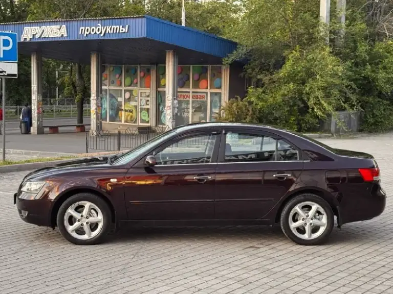 Продам hyundai sonata hf
2.4 Бензин
Автомат
Год выпуска 2007
Состояние идеальное.
Без рыжиков
Сколов и прочего
Сервисные книги.
Вложений не требует!
2 Владельца за все время!
Любое оформление!
Салон не затертый не порваный
Резина хорошая
Диски r17
2 Комплекта колес
Авто полностью обслужена до мелочей
Мотор работает ровно.
Коробка переключает идеально
Максимальная комплектация
Датчик света датчик дождя
Мульти руль
Подогрев сидений
Все жидкости заменены!
Стекла все родные
Каждая кнопка работает)
Цена 640-000₽
+7-949-794-46-27
Остольные вопросы по телефону
Звоните в любое время. - фотография - 6