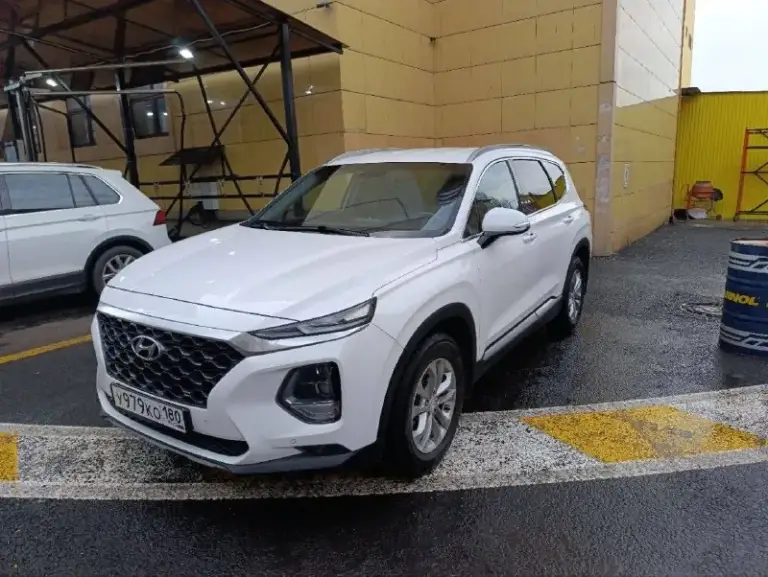 Продам автомобиль hyundai santa fe 2019 года.
Машина ухоженная, не пригон, официальная. Два ключа, сервисная книга. Не битая, не крашеная.
Комплектация: "family"
Кожаный салон, обогрев передних сидений, руля и боковых зеркал, двухзонный климат-контроль, круиз-контроль, мультимедиа (android auto, apple carplay), камера заднего вида, электро-ручник, парктроники (перед, зад), датчики давления в колесах, света и дождя, бесключевой доступ, start/stop, помощь при спуске. Установлена хорошая сигнализация pandora.
2.4, Автомат и полный привод. 134 000 км родного пробега.
Готов на любые проверки.
Цена: 2 850 000 ₽, торг у авто.
+7(949)-385-12-95
Полный бак бензина в подарок
📲 Tg: @ziko_lini
📞 Звоните: +7(949)3851295 - фотография - 3