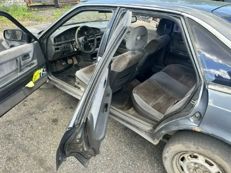 Продам mazda 626 газ бензин, газ вписан двигатель 2.0 без нареканий не дымит не троит, заводится с пол пинка, передачи переключаются мягко не выбивает. Салон опрятный не прокуреный, сел поехал город снежное цена 100 000 торг уместен также интересен обмен можно на гниловатое авто +79494672339
📞 Звоните: +7(949)4672339 - фотография - 3
