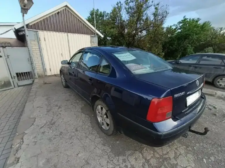 Автор: продаётся volkswagen passat b5 донецк/моспино +7 (949) 304-45-98 500 000 руб. 2000г. 1.8 атмосферный двигатель. Бензин/газ. Газ и прицепное вписаны в документы. Учет рф. Второй хозяин. Состояние 4/5. Два комплекта колес (литье и штампы с резиной) и полноразмерная запаска. Родной знак аварийки! Есть моменты по кузову но без гнили. Капот и бампер оригинальные но меняные. Родной капот в наличии. Стоят линзованые фары с led лампами (не bi led модули), второй комплекс оригинаых фар в комплекте. Климат контроль и круиз контроль работают. По двигателю и коробке вопросов нет, все работает без нареканий. Машина в одних руках с 2017 года (была пригнана из германии. Там был один хозяин и я второй. Есть документы с момента покупки ее в 2000 году первым хозяином и вся ее история до момента покупки мной). Обслужена для себя. Есть сервисная книжка где расписаны все работы с 2017 года. Стоят новые колонки. В комплекте набор для перехода на 2-din. По всем вопросам звоните ил
📞 Звоните: +7(949)3044598 - фотография - 3