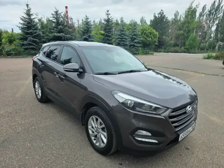 Продам hyundai туссан, 2015 г. В. , 1,6(турбо), пробег 187т, подключаемый полный привод, 7 ст. Робот. Птс оригинал,2ой хозяин. Есть небольшие нюансы по лкп и нужно вырезать катализатор. Новая летняя резина ikon autograph aqua 3. Цена 1600000(небольшой торг). Макеевка +79493179369, звонить в будние дни с 18 до 21., в выходные с 9 до 21.
📞 Звоните: +7(949)3179369 - фотография - 4