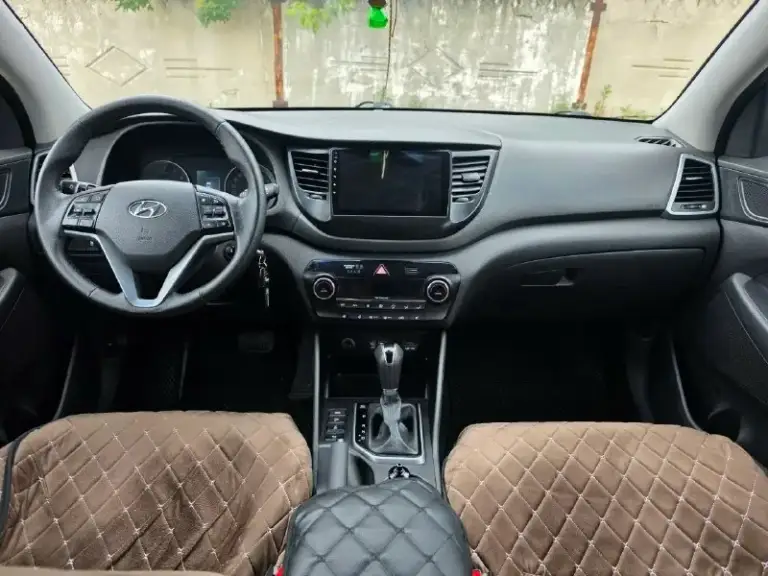 Продам hyundai туссан, 2015 г. В. , 1,6(турбо), пробег 187т, подключаемый полный привод, 7 ст. Робот. Птс оригинал,2ой хозяин. Есть небольшие нюансы по лкп и нужно вырезать катализатор. Новая летняя резина ikon autograph aqua 3. Цена 1600000(небольшой торг). Макеевка +79493179369, звонить в будние дни с 18 до 21., в выходные с 9 до 21.
📞 Звоните: +7(949)3179369 - фотография - 5