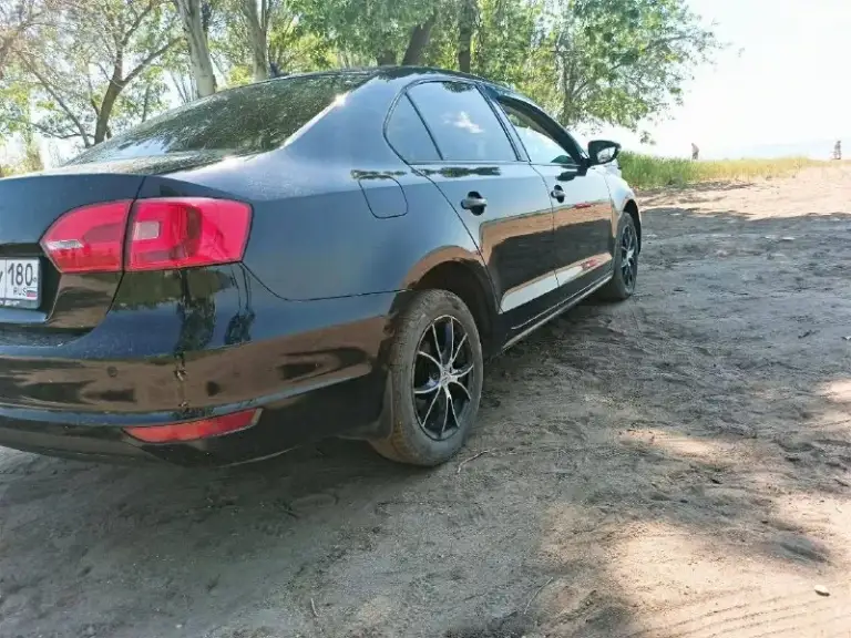 Продается отличный автомобиль
Volkswagen jetta 2014 год, рестайлинг 6, двигатель 1,6 коробка автомат. Пробег 180 т. 1.300не большой торг на месте.
В родной краске, все в отличном состоянии, машина ухожена во всем, кожаный салон, кондиционер, оригинал птс, оформлена на 180 регион.
Продажа срочная. Авто в мариуполе
Обращаться по телефону
+79499717706
+79496355191
📞 Звоните: +7(949)9717706 - фотография - 5