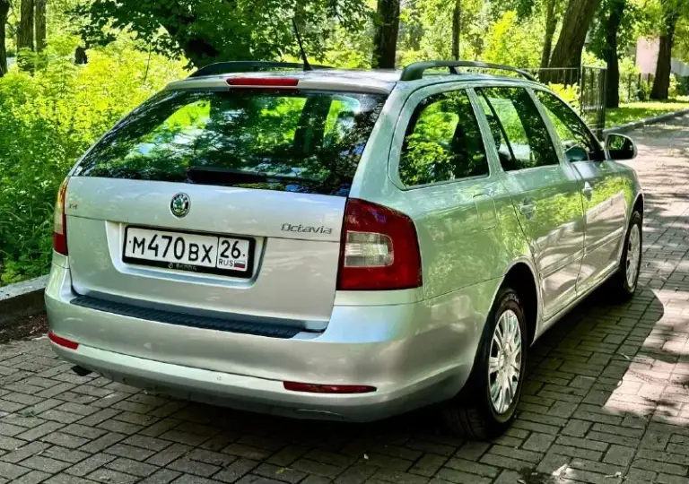 Skoda octavia a5
2011 Год
1.6 Mpi 102 лс
Газ-евро 4
169 Тыс км пробег
Не битая не крашеная(за исключением задней арки косметика)
Без рыжиков!
Салон чист ухоженный
Авто сел и поехал
Техосмотр пройден
Готова на оформление!
Кондиционер холодит
Юридически кристально чистая!
Срочно все вопросы по телефону звонить в любое время!
Цена 795 000 тыс руб!
+7949-612-37-14
+7949-539-47-16
📞 Звоните: +7(949)6123714 - фотография - 2
