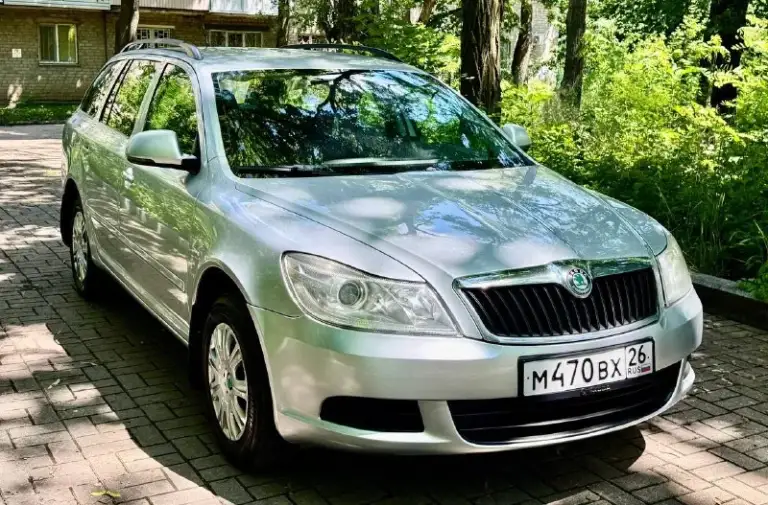 Skoda octavia a5
2011 Год
1.6 Mpi 102 лс
Газ-евро 4
169 Тыс км пробег
Не битая не крашеная(за исключением задней арки косметика)
Без рыжиков!
Салон чист ухоженный
Авто сел и поехал
Техосмотр пройден
Готова на оформление!
Кондиционер холодит
Юридически кристально чистая!
Срочно все вопросы по телефону звонить в любое время!
Цена 795 000 тыс руб!
+7949-612-37-14
+7949-539-47-16
📞 Звоните: +7(949)6123714 - фотография - 3