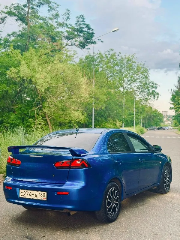 Продам mitsubishi lancer x 2011 года выпуска, двигатель 1.5 (109 л. С. ).650.000 торг у капота рассмотрю обмен донецк пробег: 250 000 км.4владельца автомобиль на ходу, обслуживался своевременно. Недавно выполнены работы по обслуживанию и замене ряда деталей: заменены масла и фильтры;двигатель/коробка правый рычаг подвески; левый сайлентблок; радиатор кондиционера; ремень грм; левая шаровая опора; установлены новые газлифты капота и багажника; установлены новые задние фонари. В комплекте 2 комплекта резины на дисках (лето/зима). Автомобиль полностью готов к эксплуатации. Осмотр по договорённости. +79499796144
📞 Звоните: +7(949)9796144 - фотография - 3