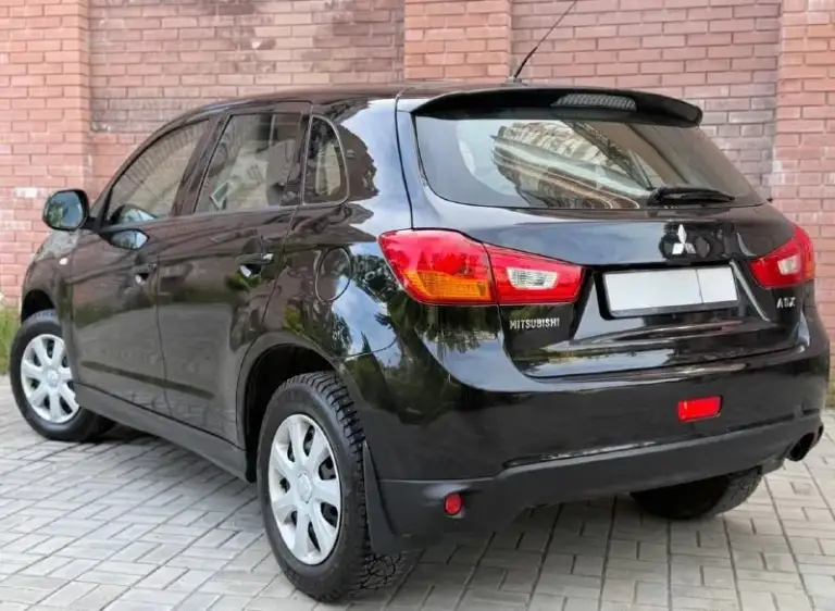 Продам mitsubishi asx рестайлинг, 2015 года выпуска, объём двигателя 1.6, коробка передач механика (самая надёжная связка в линейке!), пробег 157.000 родной!

Авто без дтп!, в родном окрасе✅, 2 хозяина за всё время эксплуатации, надёжный японский красовер, комфортабельный и вместительный

Автомобиль в идеальном состоянии, без каких либо нюансов, как внешне так и технически!, обслужен на данный момент весь от а до я, за машиной всегда ухаживали и обслуживали своевременно, имеется все сервисные книжки, два комплекта ключей, установлена сигнализация starline.

Комплектация: бортовой компьютер, кондиционер, датчик света и дождя, подогрев сидений, складывание зеркал, эл. Регулировка зеркал, подогрев стёкол, 4 слекподъемника, abs esp, мультимедиа с хорошим звуком, имеется все для комфортного вождения.

По документам любой вид оформления.

Цена 1.040.000
+7949564-4736
+7(949)693-5850 - фотография - 4
