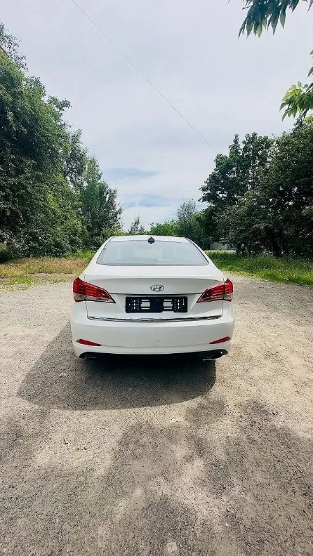 Hyundai i40, 2013г, 2.0 бензин, коробка автомат
Пробег 172000км, состояние без вложений
Новые колодки, стойки, пружины, обслужен мотор, поменяны масла, сел и поехал
Установлена камера и видео регистратор
Документы в порядке, техосмотр есть
Цена: 880.000₽
Возможна продажа в кредит, при наличии официального дохода от 30тыс. ₽
Тел: +79493145540 - фотография - 3