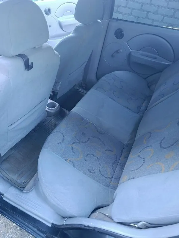Горловка. Продам авео 2005 года, пробег 285т. Установлено 2, требует легкой косметики, цена 220т. Торг присутствует все вопросы по т. +79494649005
📞 Звоните: +7(949)4649005 - фотография - 4