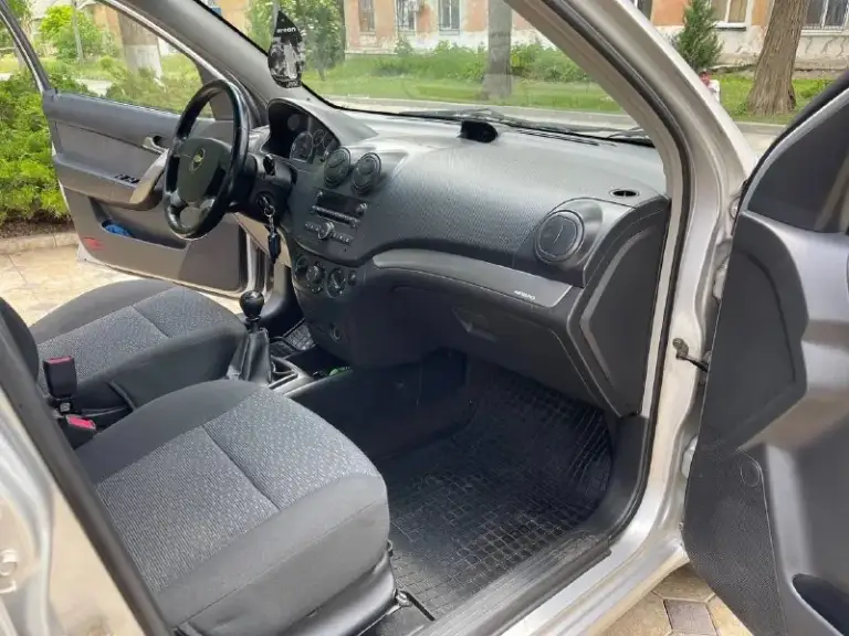 | Chevrolet aveo |
•2008 Год.
•1.5
+🎁 Могу отдать газ: пропан евро 4. Что очень удобно в данное время)🙂
Механика, машина в отличном состоянии как в техническом - так и внешне. По комплектации : кондиционер заправлен и холодит!, абс, 4 электро-стеклоподъемника.
Регулировка зеркал, сигналка с авто-запуском, что очень удобно в зимний период.
Кузов крепкий, реально геометрия вся родная, готова к любым проверкам ✅👌🏻
По салону прекрасная, действительно следили. Чистый и аккуратный салон — без пятен и повреждений. Все работает исправно. Недавно проходили то. Масла фильтра грм.
Цена: 535000р
Тел +79493161086 📞
+79604427133 - Так же телеграмм, бывают проблемы с сетью. 📲 - фотография - 8