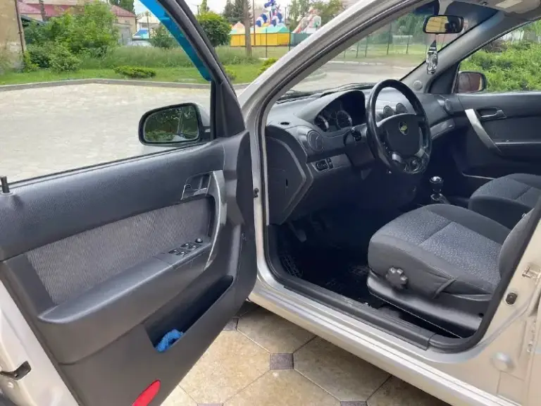 | Chevrolet aveo |
•2008 Год.
•1.5
+🎁 Могу отдать газ: пропан евро 4. Что очень удобно в данное время)🙂
Механика, машина в отличном состоянии как в техническом - так и внешне. По комплектации : кондиционер заправлен и холодит!, абс, 4 электро-стеклоподъемника.
Регулировка зеркал, сигналка с авто-запуском, что очень удобно в зимний период.
Кузов крепкий, реально геометрия вся родная, готова к любым проверкам ✅👌🏻
По салону прекрасная, действительно следили. Чистый и аккуратный салон — без пятен и повреждений. Все работает исправно. Недавно проходили то. Масла фильтра грм.
Цена: 535000р
Тел +79493161086 📞
+79604427133 - Так же телеграмм, бывают проблемы с сетью. 📲 - фотография - 9