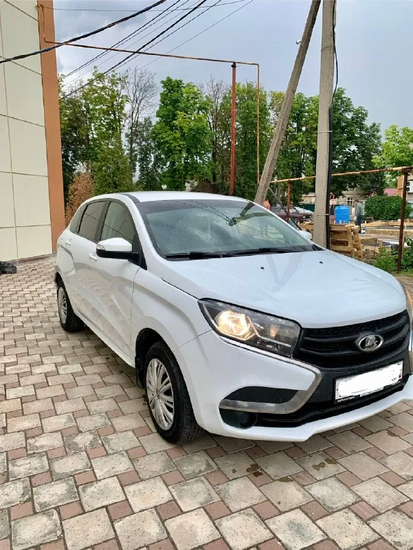 Здравствуйте продам lada xray 2017г. В
Я собственник
Двигатель 1.8 в полном порядке не дымит не троит, масло не расходует!
Коробка механика работает без нареканий.
Ходовая отличная отрабатывает на все 100%
Не стучит не гремит. Остекление заводское.
Авто ухоженное, оснащено:
Кондиционер (обслужен, холодит будь здоров!)
Abs, esp, подогрев передних сидений, подогрев зеркал, заднего стекла, подушки безопасности,
Анти-откат назад,4 стеклоподъемника, штатная магнитола с bt, usb, aux, мультируль.
Пробег родной не крученный 177т км
Документы в порядке, без штрафов и обременений, на учет встанет без проблем!
Цена 810000т. Р торг реальному покупателю.
Связь со мной:
+7949-536-42-55(Тг, мах)
+7949-482-25-82(Тг, мах)
Осмотр г. Харцызск
Всем удачи😉 🍀 - фотография - 1