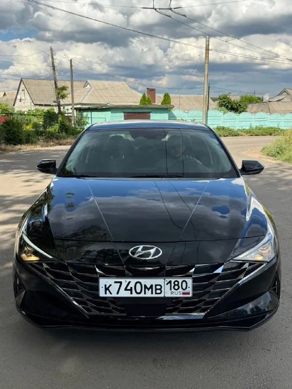 Hyundai elantra 2022 sel 2.0 автомат 154 л. С.
🔥 Цена 1.8🔥
Машина в идеальном состоянии. Полностью обслужена от и до. В ближайшее время только топливо заливать. Очень яркий, насыщенный цвет. В живую смотрится очень красиво 🔥 коробка 8-ми ступенчатый автомат. Двигатель 2.0 атмосферный. Дистроник, удержание в полосе, слепые зоны, парктроники, помощь при парковке.
Двух-зонный климат контроль, подогрев сидений и руля. Carplay, акустика, электронная приборка, монитор, электро ручник, auto hold. Красивые диски r 17 на новой летней резине. 🛞
Датчик света, датчик дождя, авто дальный. Бесключевой доступ, старт стоп, дистанционный запуск двигателя. И так далее. .. Свежий автомобиль в превосходном состоянии, без каких либо вложений. Вин на фото. Пробег 60 тысяч.
Город макеевка +79490299525
📞 🇷🇺 Звоните: +79490299525 - фотография - 5