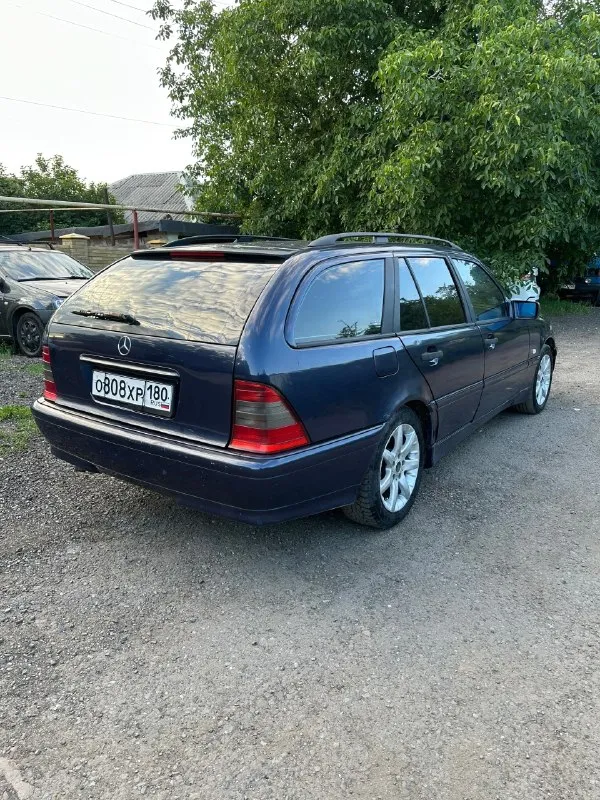 Продам личный автомобиль
Мерседес 202
1998Г ходовая мотор коробка в отличном состоянии техосмотр пройден
Цена 300 000 торг
Красивые номера в подарок

+7 (949) 783-14-82 - фотография - 3