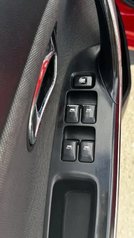 Продам kia ceed год выпуска 2014 пробег 164 000 км в хорошей комплектации подогрев руля подогрев передних сидений круиз контроль подсвет на поворотах коробка механика авто в достойном состояние, есть косметические окрасы, без дтп поменяны в круг тормоза (диски, колодки) так же поменяно масло, тасол отдам (нет времени поменять) стоит хорошая магнитола, лед лампы комплект зимних колес на дисках. Авто находится в макеевке полный бак бензина в подарок цена 1.250.000 руб торг тел +7 9493783192
📞 Звоните: +7(949)3783192 - фотография - 4