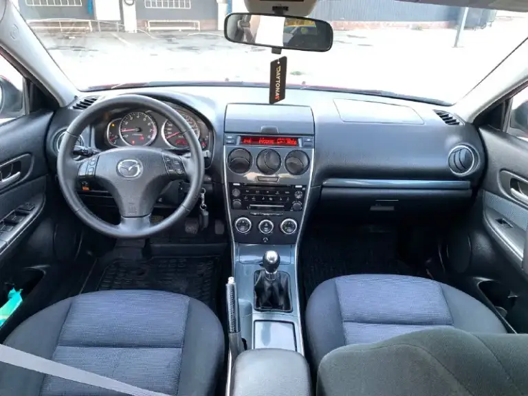 Mazda 6 gg 1.8
Год 2006
Авто с 2006г в одной семьи
Пробег родной 308т при этом состоянии авто идеально!
Крашен только капот и крыша капот и за сколов есть фото на крыше лак облез тоже есть фото
Мотор ходовка коробка в идеальном состоянии
Салон как новый
За машиной ухаживали
Без дтп
Юридически чиста

Остальные вопросы по телефону
+79496347909
Цена 580 - фотография - 10