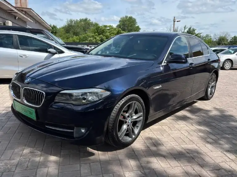 🚘Bmw f 10
Двигатель:2.0
⛽️Вид топлива:бензин
⚙️Кпп:автомат
Кузов:седан
Пробег: 236.000км
📅Год выпуска: 2013
💰Цена: 1.600.000 руб
•Усилитель руля.
•Эл стеклоподъёмники
•Мультимедиа
•Кондиционер❄️

🚘Автосалон автото4ка

Продажа возможна :
✅Наличный расчет
✅Безналичный
✅Кредит по 2 документам
9️⃣4️⃣9️⃣5️⃣1️⃣1️⃣1️⃣1️⃣5️⃣6️⃣
🌎Находимся по адресу 📍г. Мариуполь
Ул. Макара мазая 4️⃣1️⃣
С 10.00 до18.00 - фотография - 2