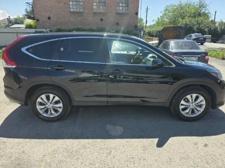 Продам honda cr-v год выпуска 2012 объем двигателя:2.4 ат пробег:220.000км (родной любые проверки) без дтп! Юридически чистая продажа в связи с покупкой нового авто. Разумный торг у капота осмотр г. Харцызск цена 1🍋650.000₽ +79493564883
📞 Звоните: +7(949)3564883 - фотография - 2