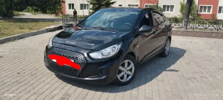 Продам hyundai solaris 2012г
1,6 Механика 196 т. Км.
Авто от собственника в отличном состоянии.        4 стеклоподъёмника, электро зеркала, обогрев зеркал, сидений и лобового стекла.
Технически состояние хорошее без нюансов. Полностью обслужен, новый грм, рабочий кондиционер.
Прозрачная история, зелёная автотека, в заводском окрасе без дтп, сигнализация, магнитола, камера заднего вида. Автомобиль полностью обслужен. Сел и поехал. Я хозяин. Переоформление в любом виде. 790000 руб. Торг. Автомобиль находится в донецке       тел. +79493409187 - фотография - 2
